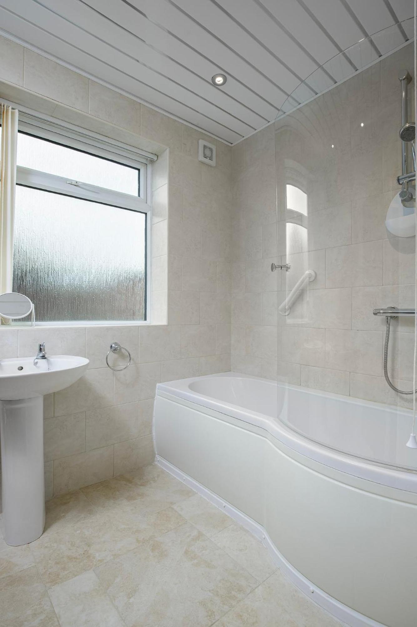 Arnside - Spacious 10-Bedroom Seaside Cottage Blackpool Exterior photo